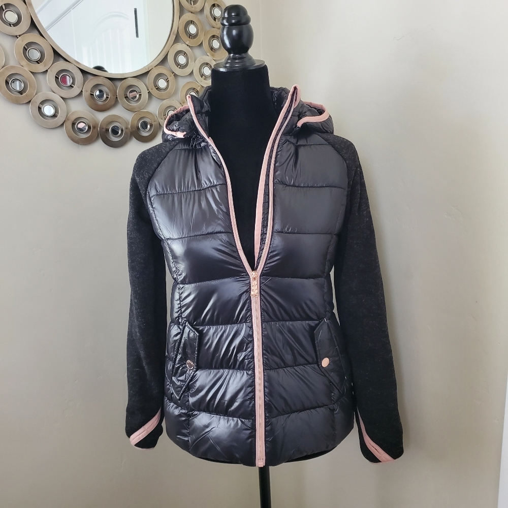 Michael Kors Quilted Puffer - Picture 3 of 8